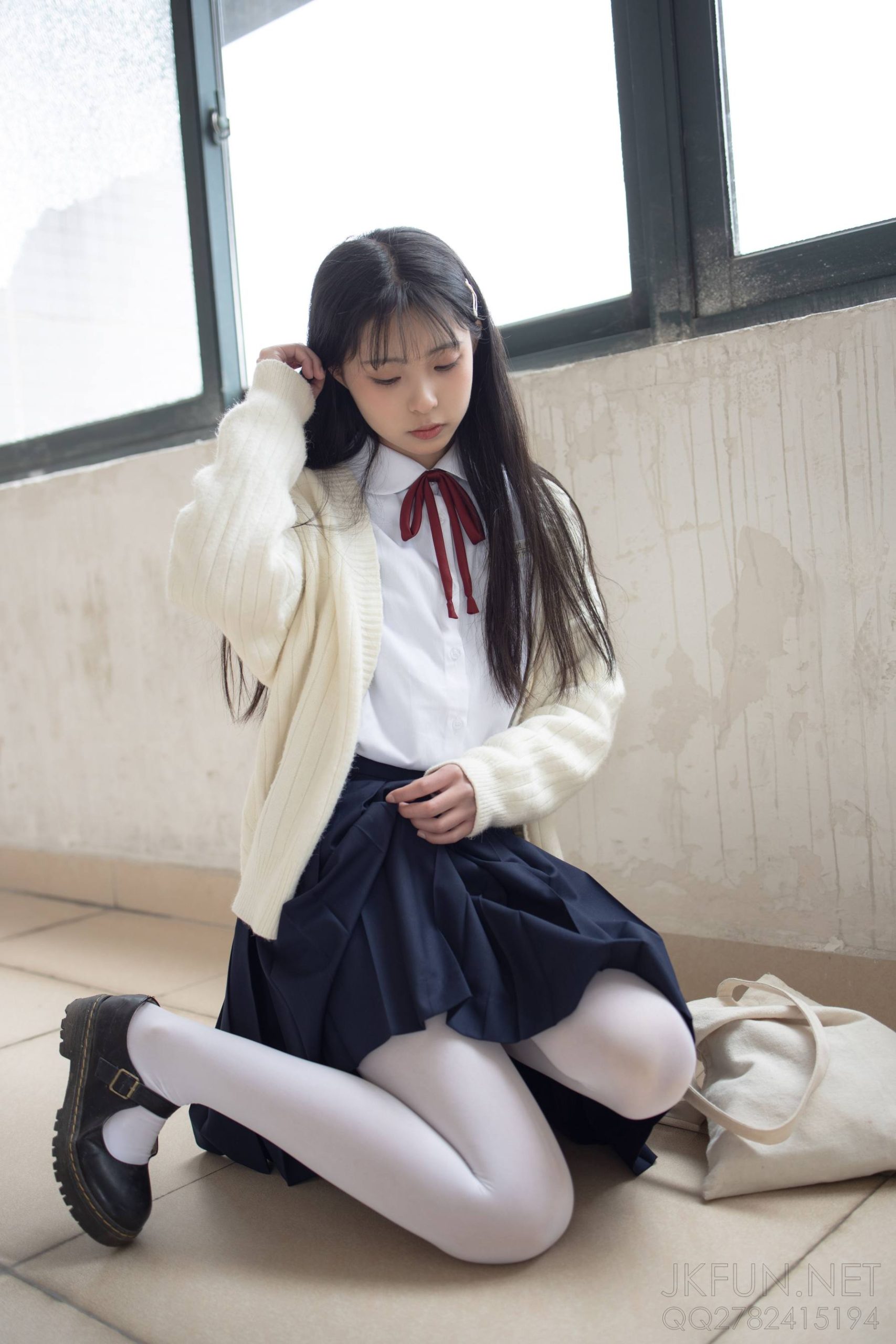 图片[3]-甜美可人的白丝姑娘【127P】20011-开心图库