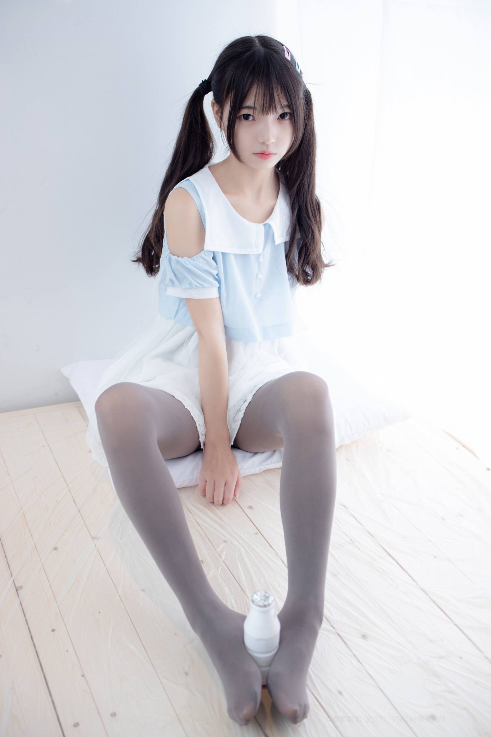 图片[1]-超级甜美的灰丝小姑娘【86P】20005-开心图库