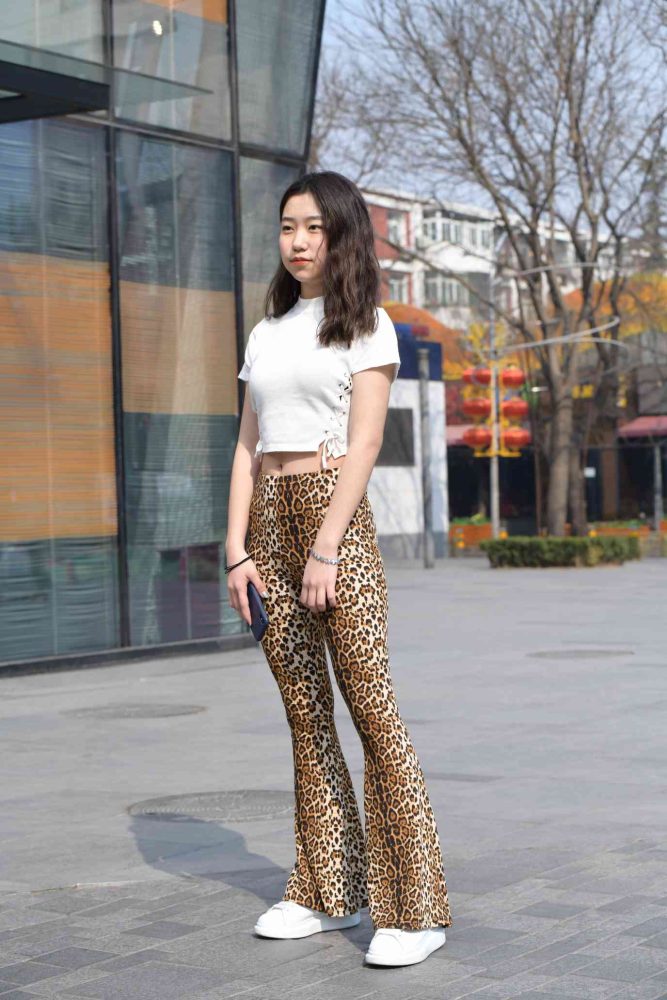 豹纹紧身裤小姑娘【339P】04026-开心图库