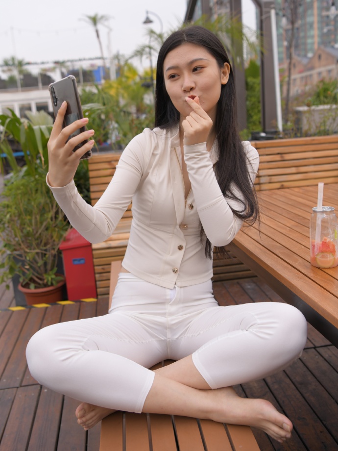 图片[2]-白色紧身裤女孩 J1418 732P2V-27.1GB-开心图库