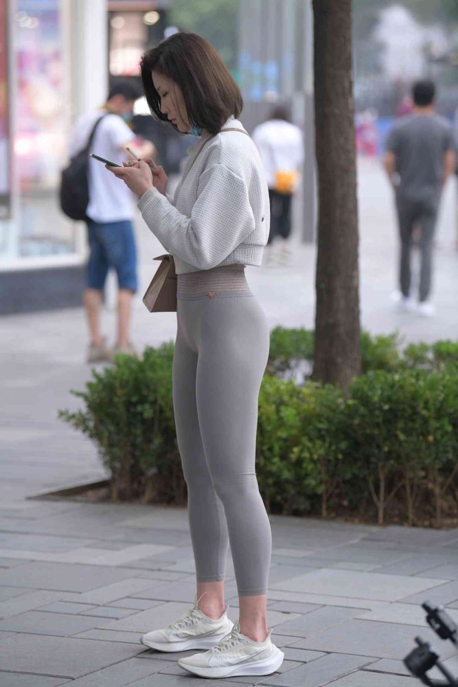 身材很好的短发瑜伽裤姑娘【157P】04015-开心图库