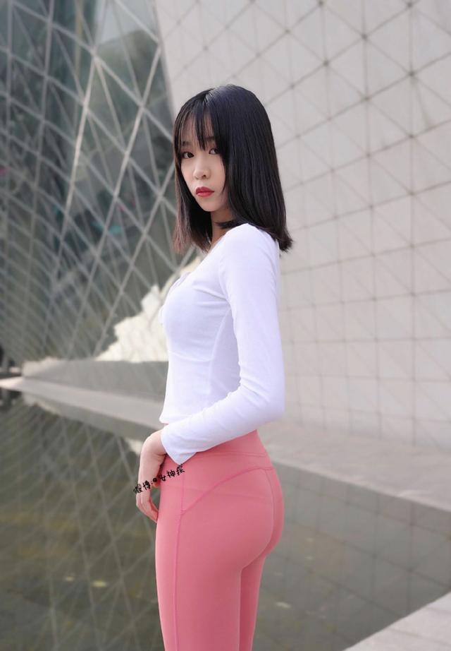 图片[4]-粉色瑜伽裤年轻女孩 J1311 417P17V-14.9GB-开心图库