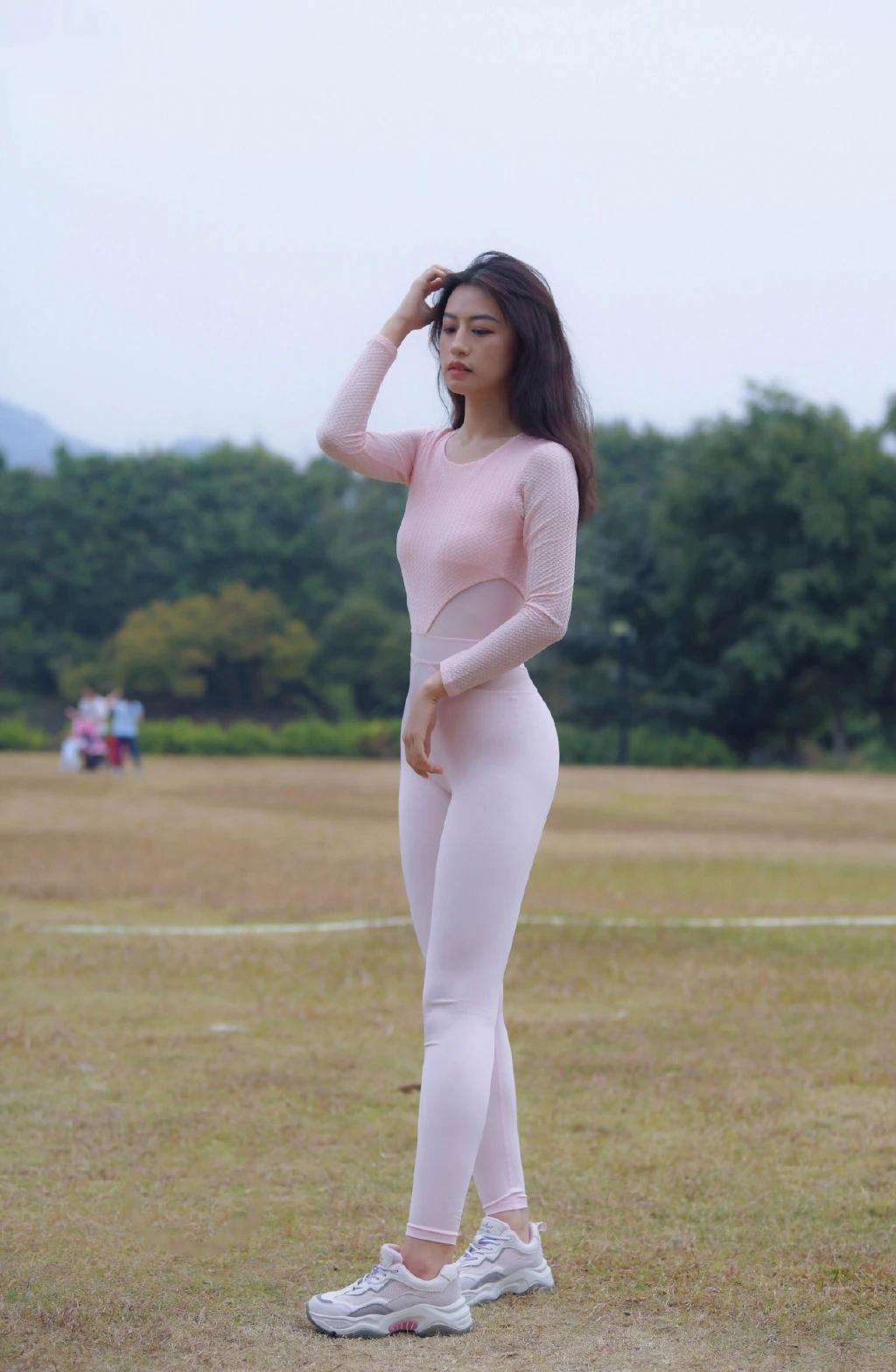 图片[1]-柔情似水的瑜伽裤姑娘 J1429 291P1V-14.6GB-开心图库