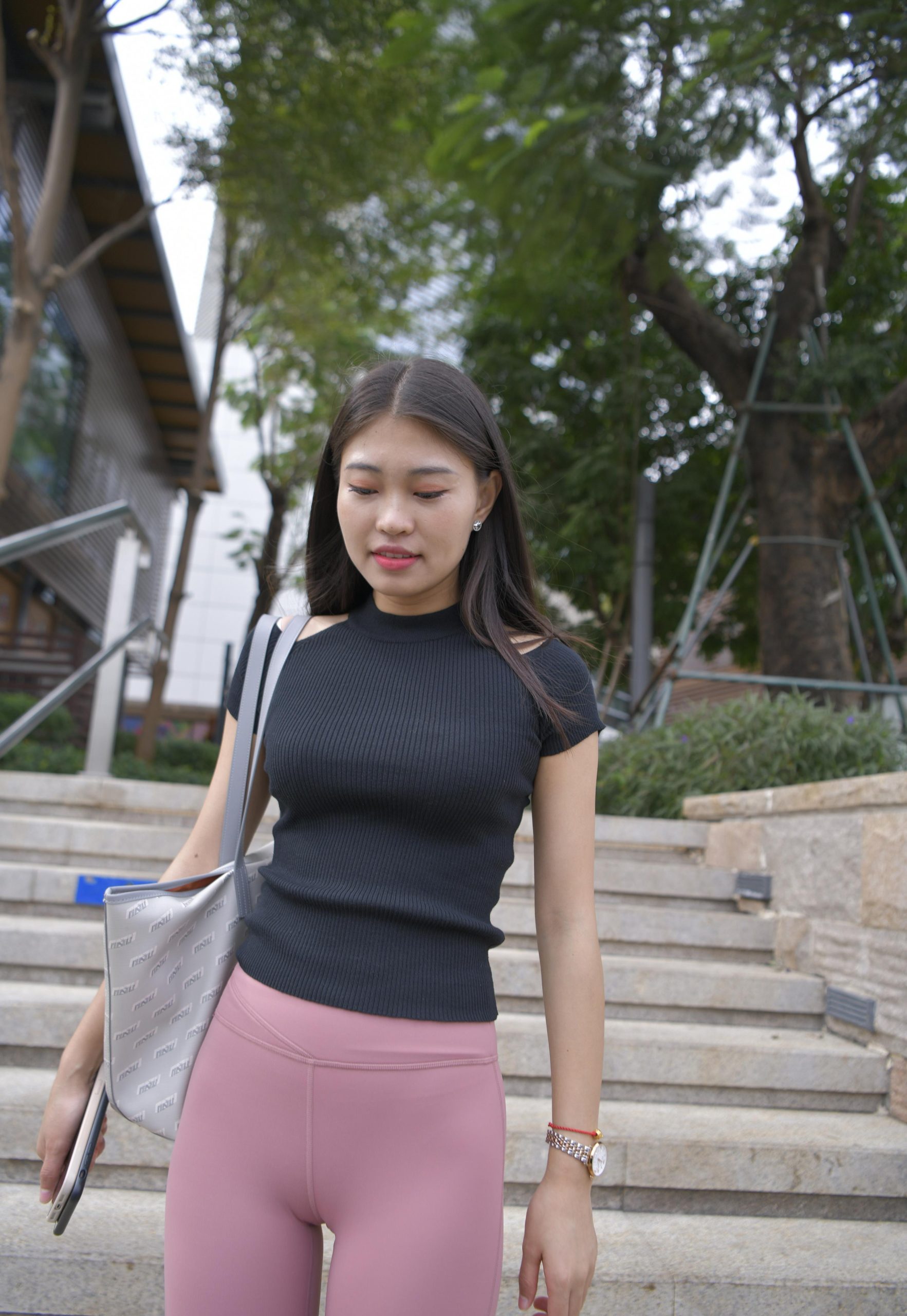 图片[2]-走在街头的瑜伽裤小女人 J1530 213P1V-9.18GB-开心图库