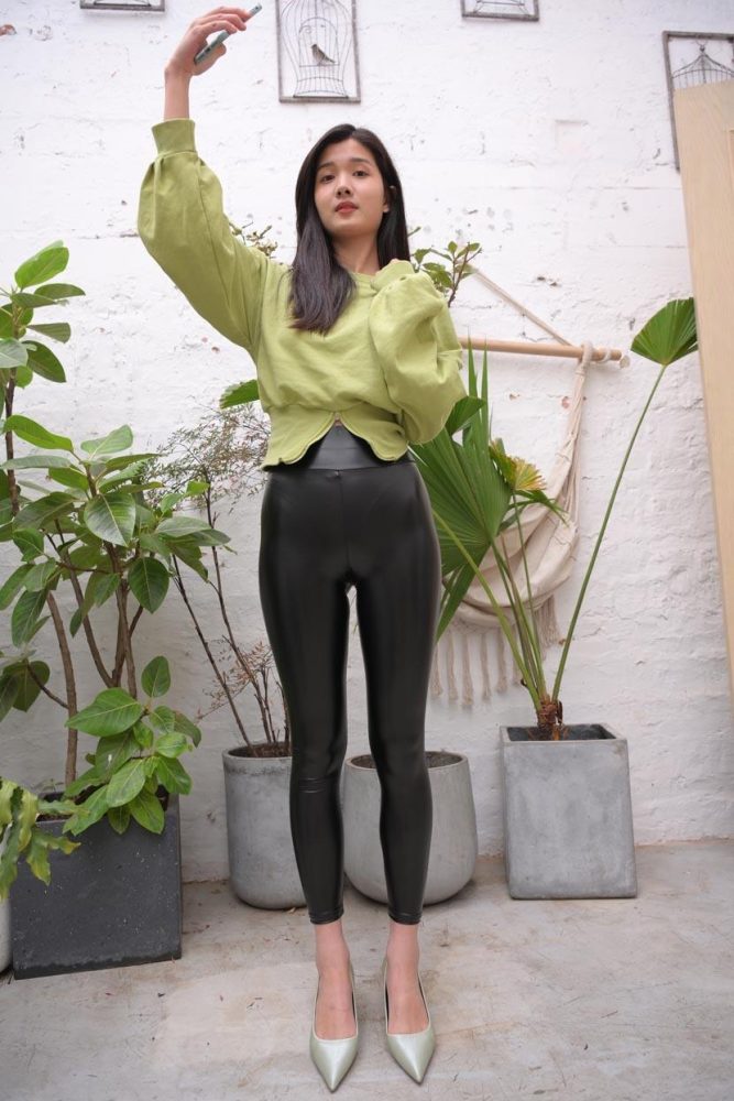 身材很棒的紧身皮裤女孩 J1537 653P1V-19.3GB-开心图库