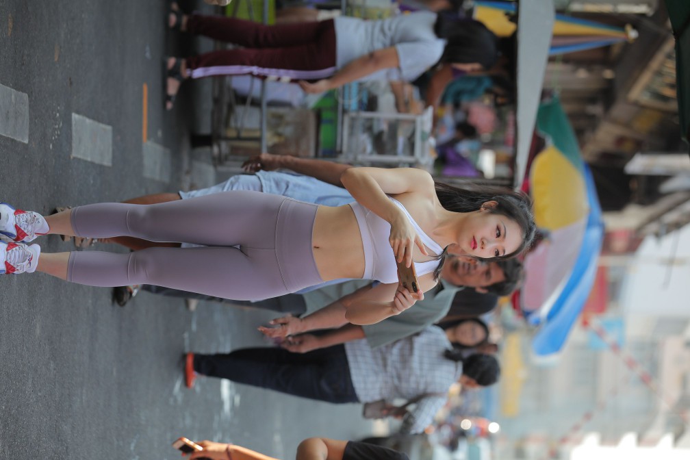 图片[4]-逛街的马尾辫瑜伽老师【556P】00016-开心图库