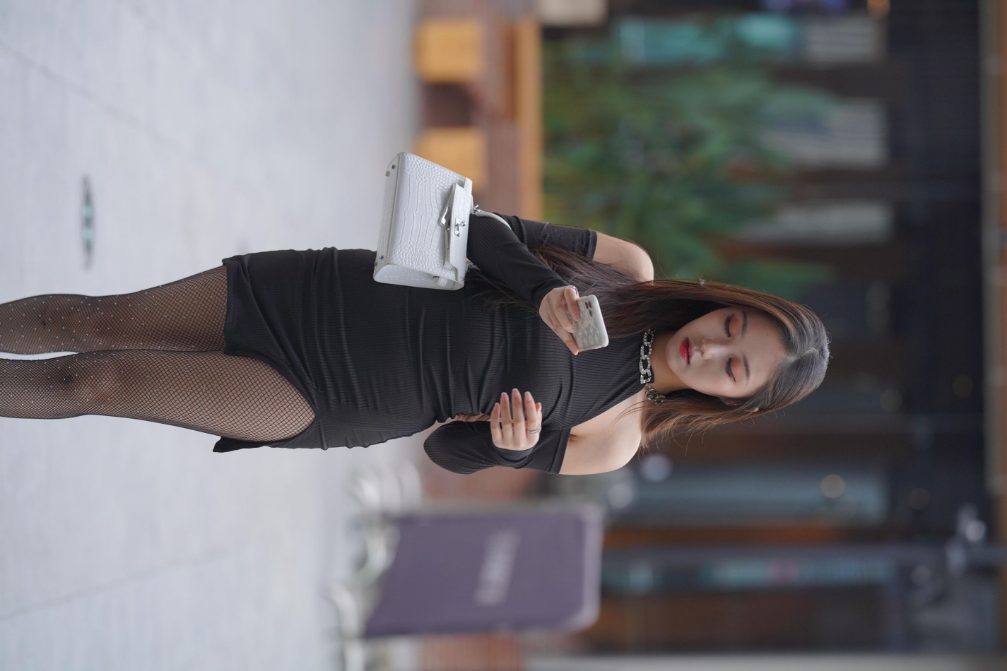 图片[3]-非常妩媚的网格丝袜女孩【186P】00037-开心图库