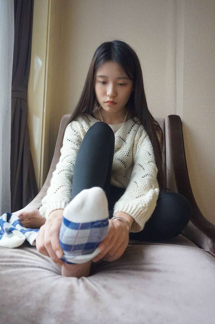 图片[5]-眼神很清澈的赤脚女孩【59P】20020-开心图库