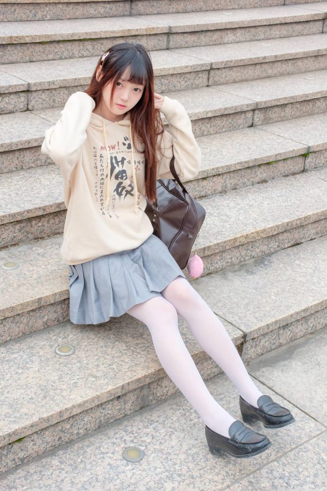 甜美的白丝女孩【131P】20007-开心图库