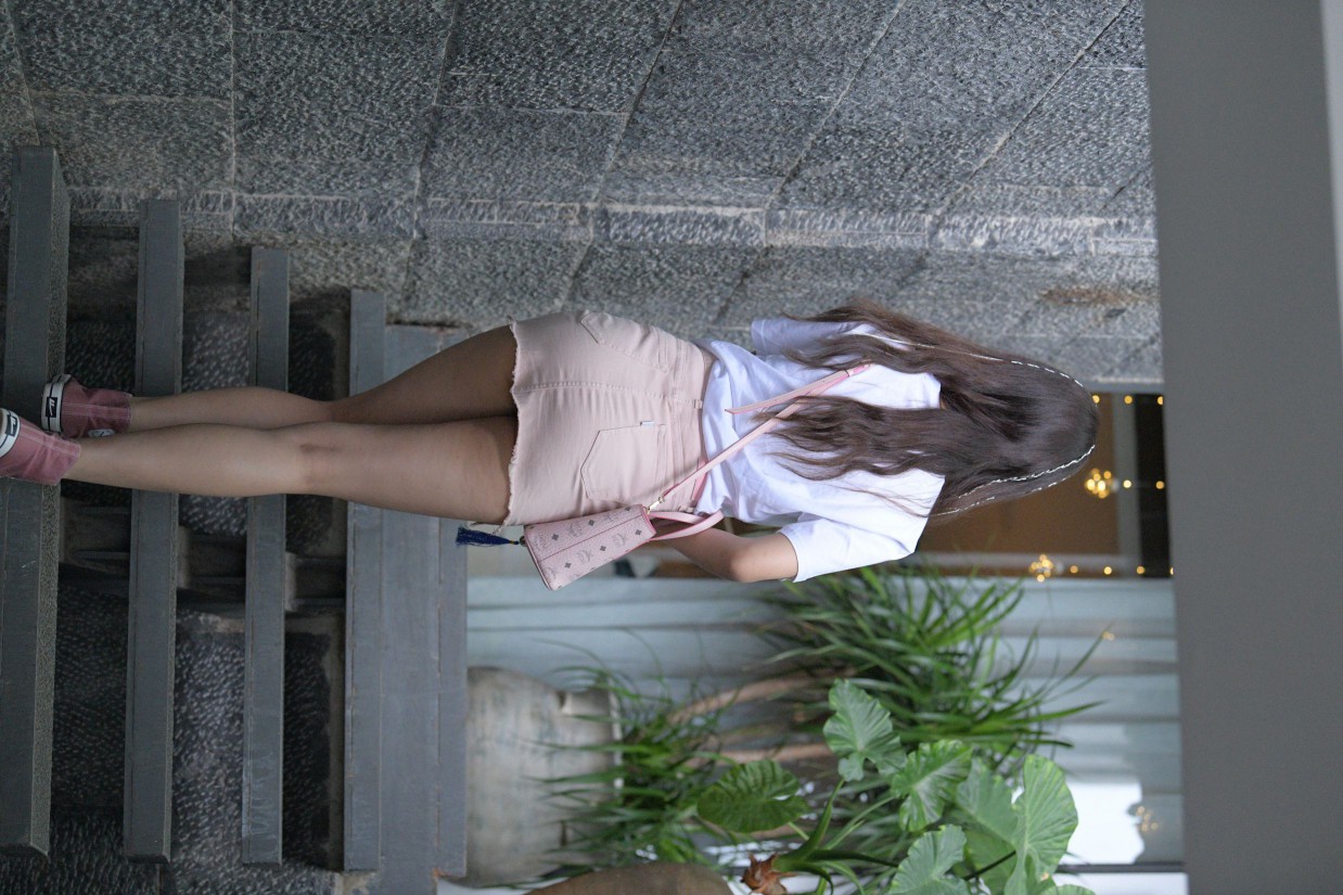 图片[2]-非常清纯甜美的短裙姑娘在逛街【458P】00052-开心图库