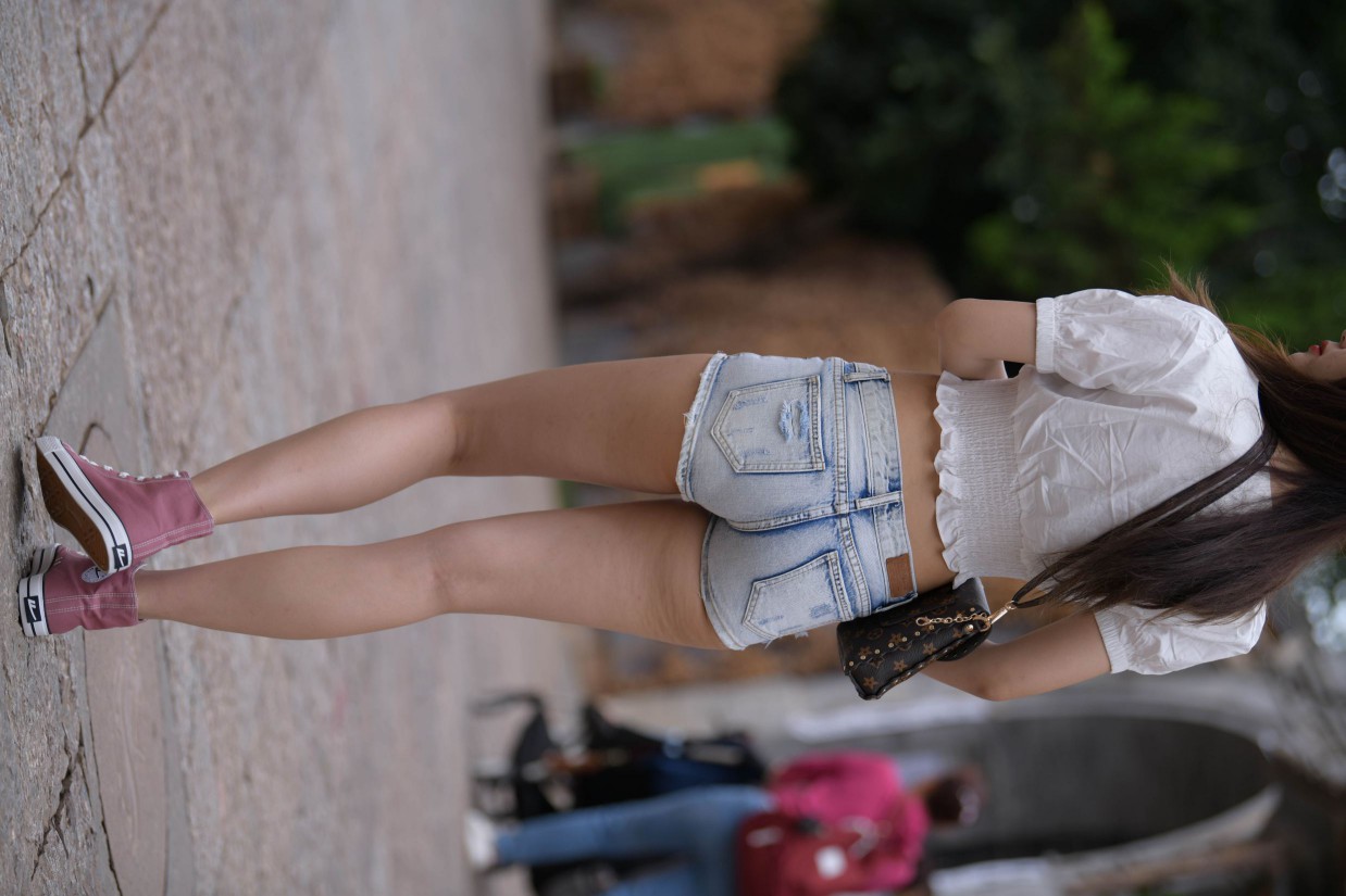 图片[6]-戴太阳镜的牛仔短裤紧身牛仔MM【167P】00021-开心图库