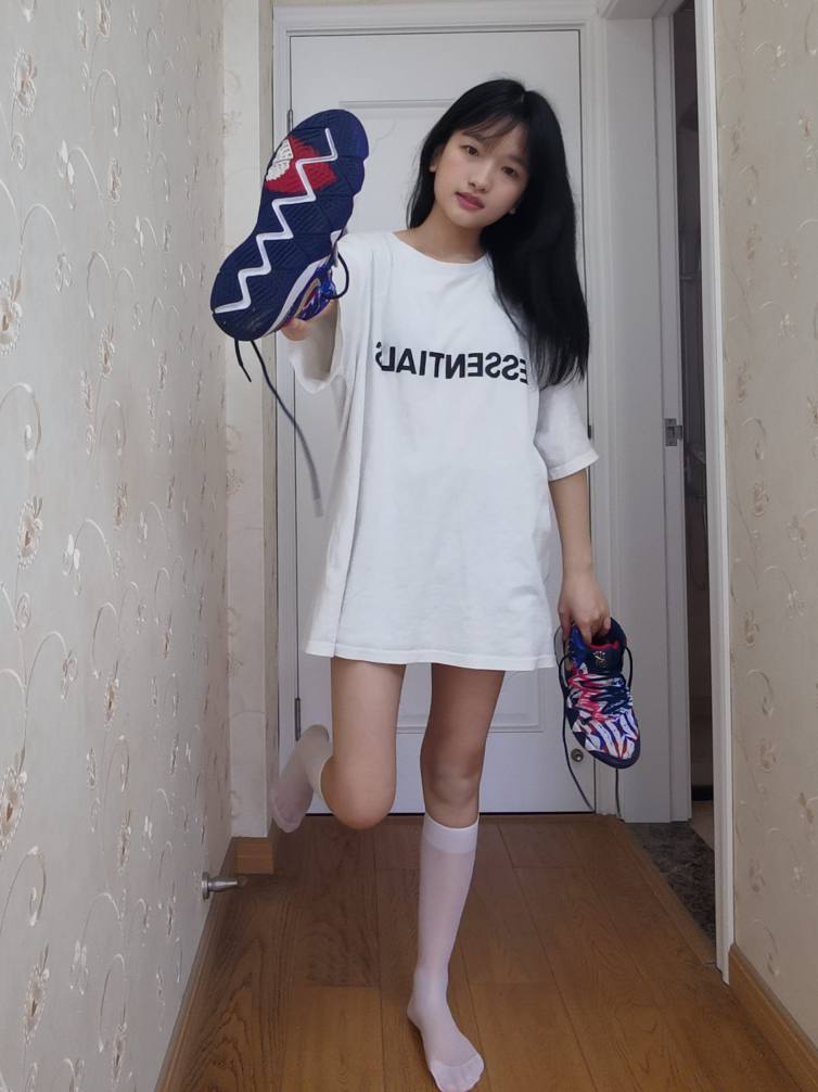 图片[5]-调皮的白袜女孩【149P】20017-开心图库