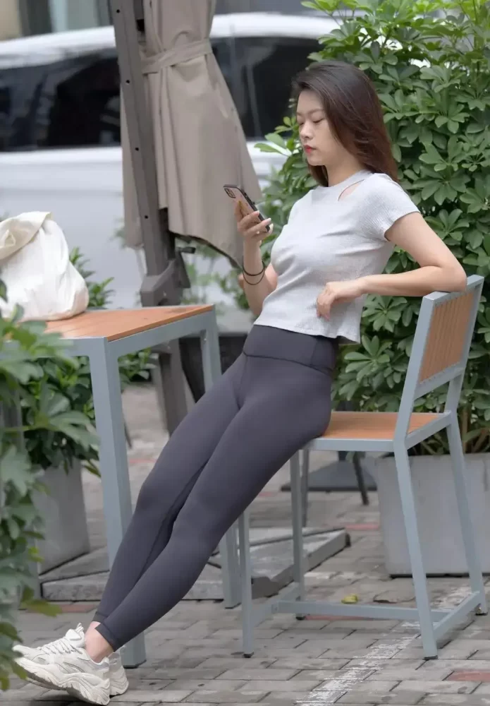 图片[4]-黑色瑜伽裤靓丽女孩J2200 905P1V-30.5GB-开心图库