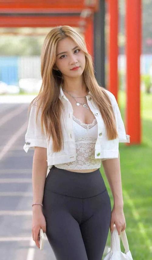 图片[3]-眼神里都是温柔的瑜伽裤女孩J2811 601P-13.3GB-开心图库