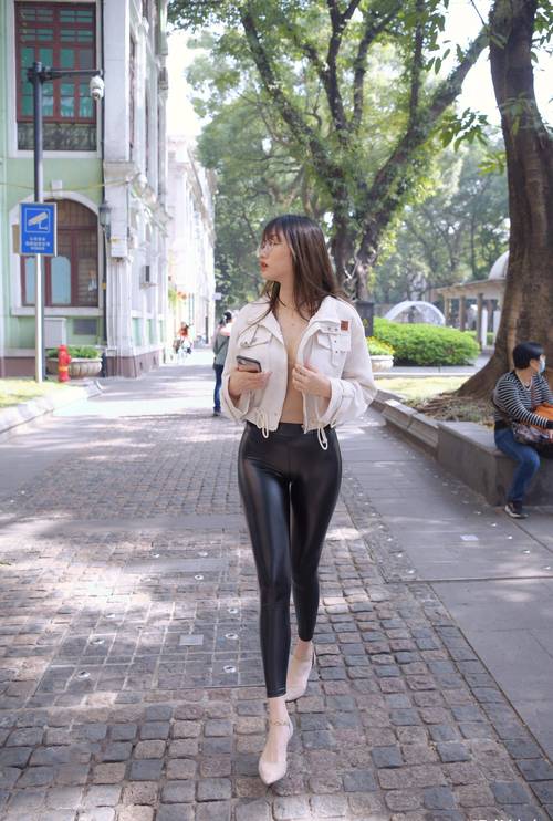 图片[3]-戴眼镜的皮裤女孩 J1473 1046P2V-35.5GB-开心图库