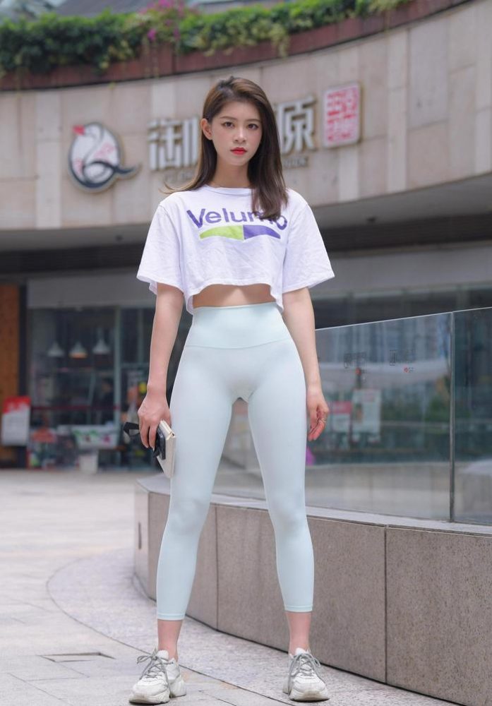 图片[1]-这个瑜伽裤女孩真的很漂亮 J1960 815P1V-28.9GB-开心图库