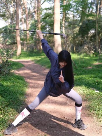 图片[2]-爱爬山的瑜伽裤MM，太甜美了！~-开心图库