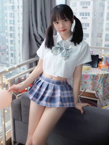 图片[7]-网格丝袜的清纯双马尾小姑娘-开心图库